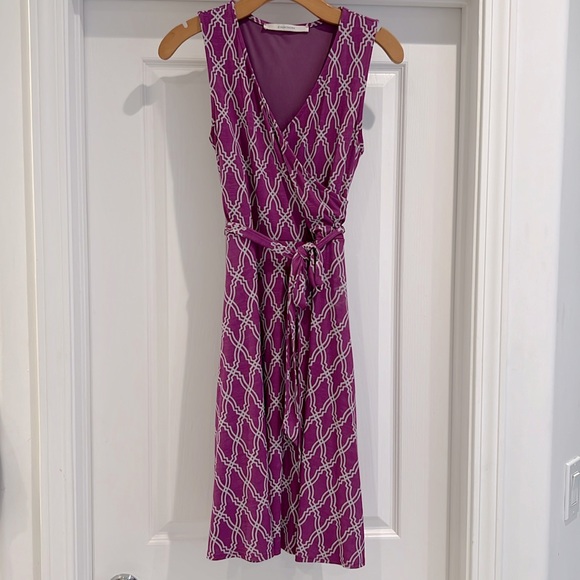 This is a 41 Hawthorn faux wrap dress. Size Small - Picture 1 of 6